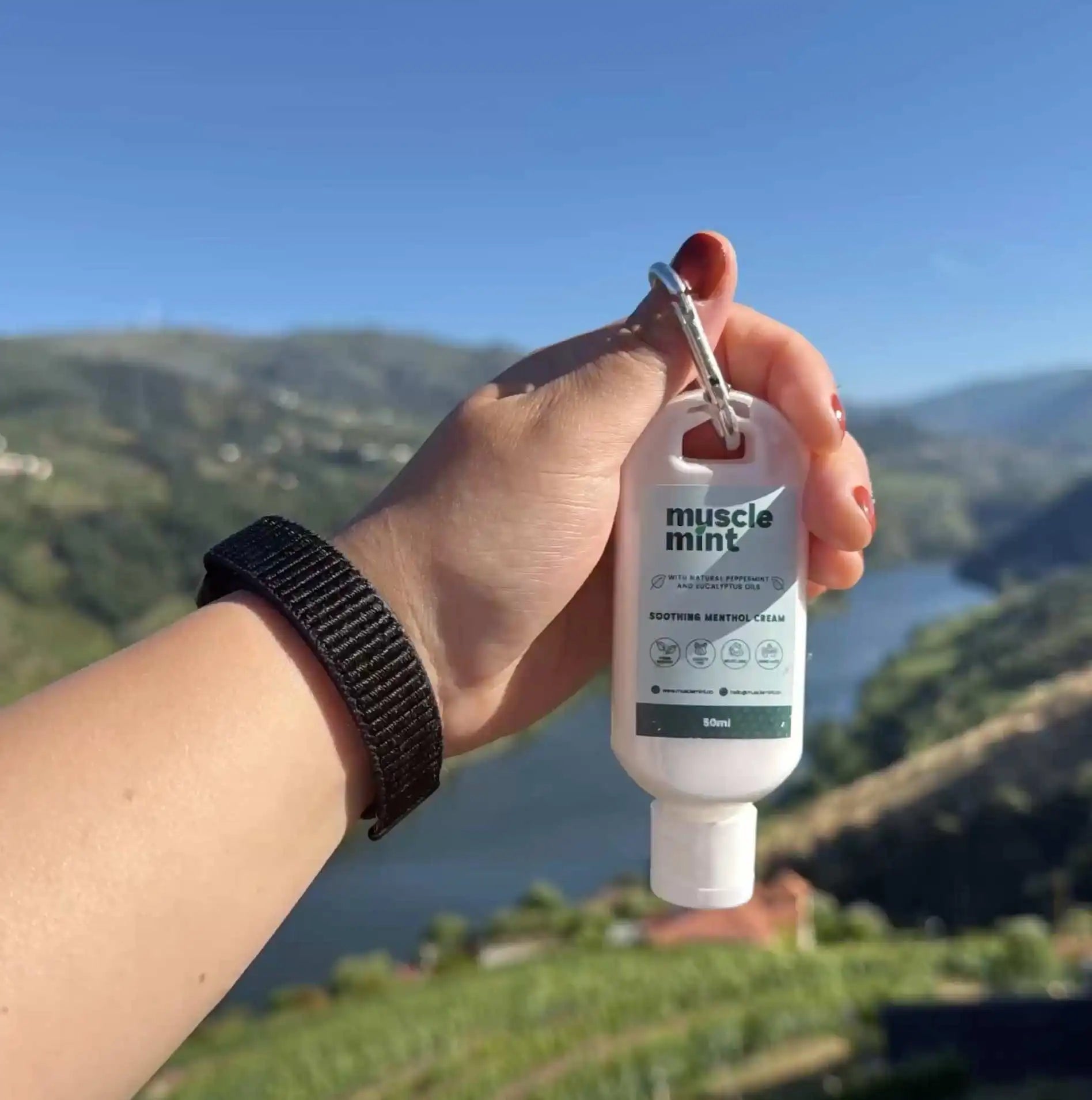 Muscle Mint travel bottle in Portugal as stop motion with different scenes 